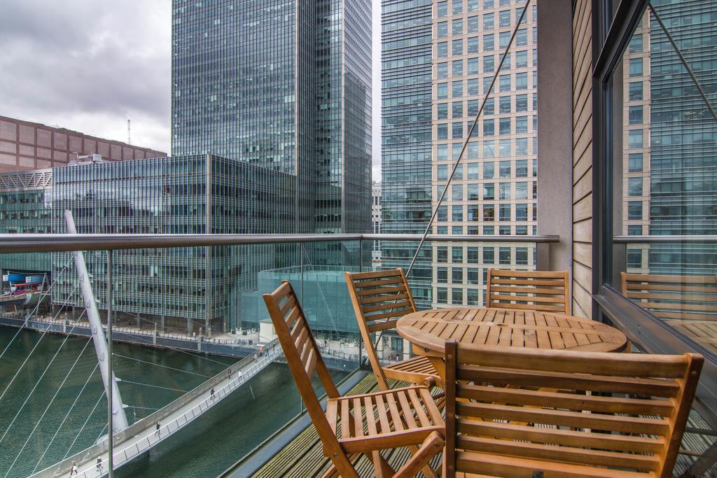 Canary Wharf - Corporate River View Apartments London Ngoại thất bức ảnh